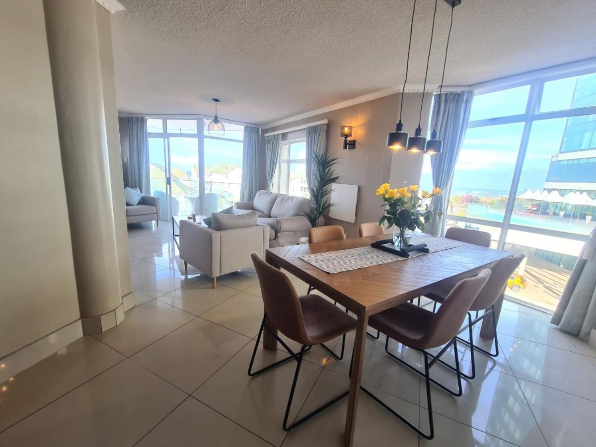Apartment Summerstrand, 9th Avenue, Unit 303 Cascades *